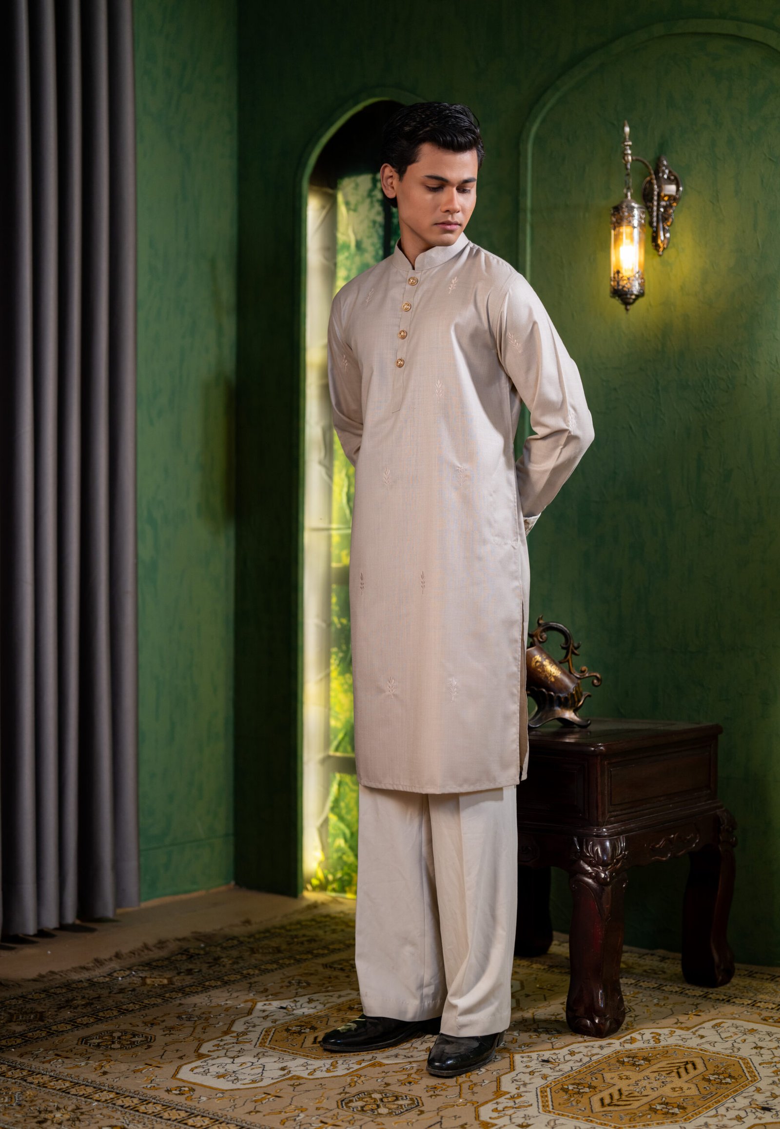 Royal Pearl - Image 2